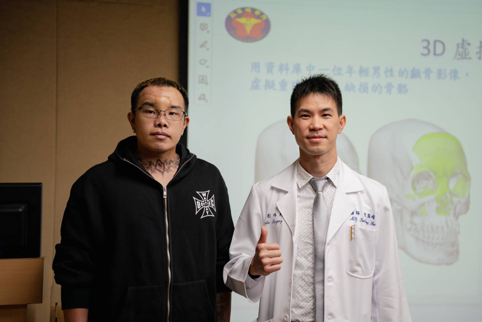 患者經過多階段重建治療恢復良好外觀並對術後成果相當滿意軍聞社提供